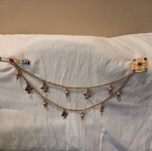 Broche Chain And Matching Earrings